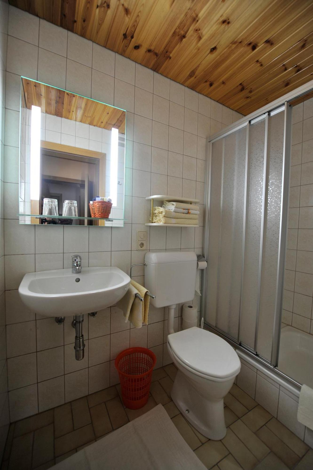 Gaestehaus Macheiner Lessach Oberdorf Exterior foto